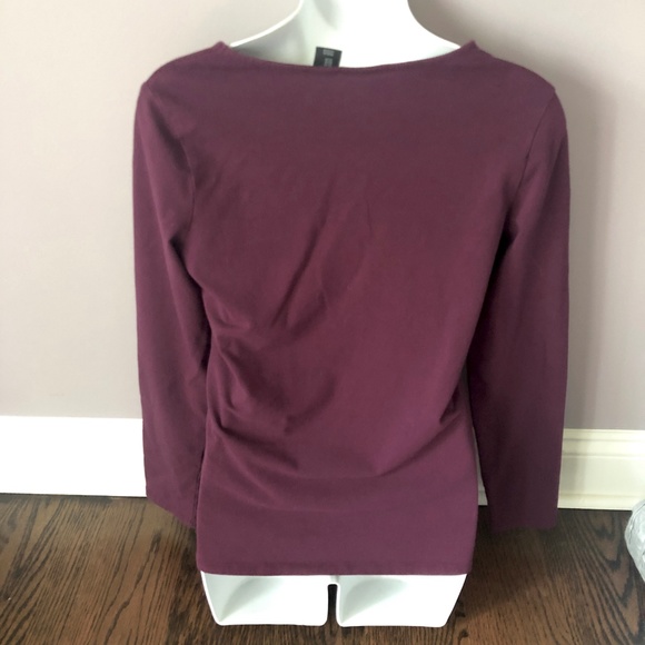 Like New Tahari Stretchy Fitted Top, Plum, M - Picture 2 of 4